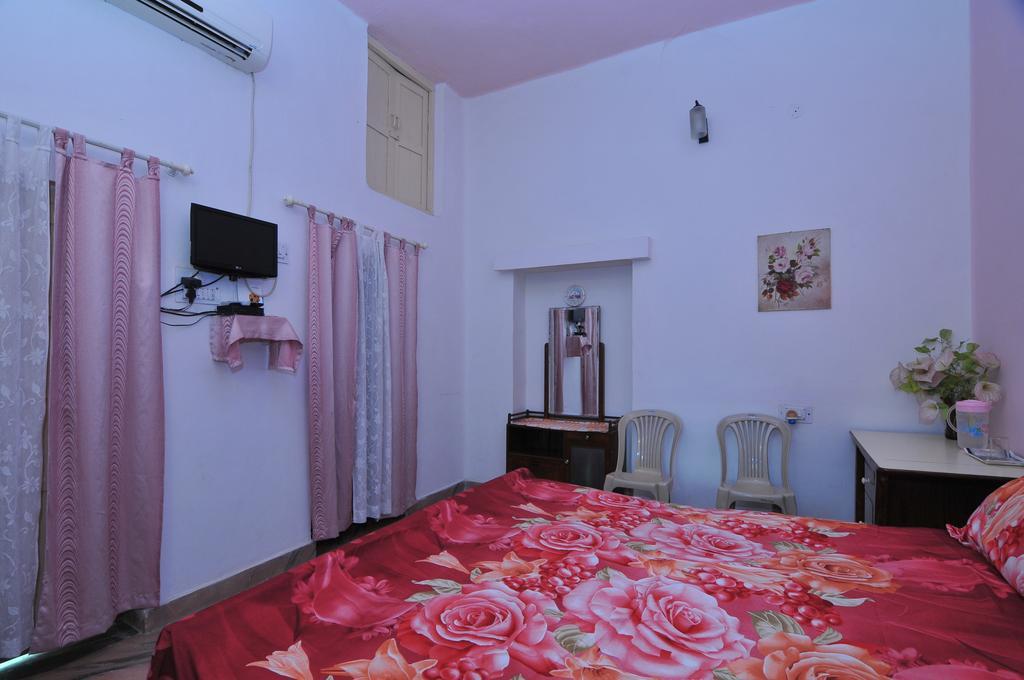 Jheelam Homestay Бхопал Экстерьер фото